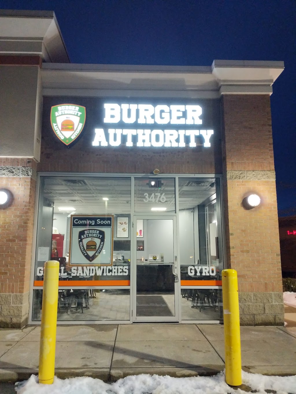 Burger Authority | 3480 Main St, Buffalo, NY 14214, USA | Phone: (716) 833-5000