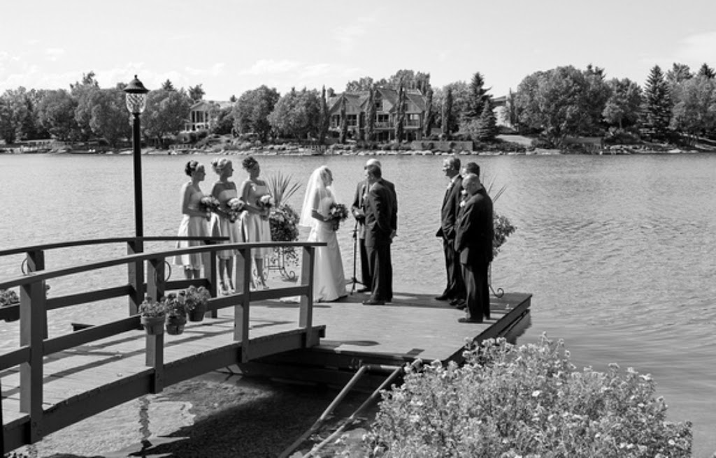 First Dance Photo | 160 Capilano Crescent NW, Calgary, AB T2L 0Z9, Canada | Phone: (403) 807-7410