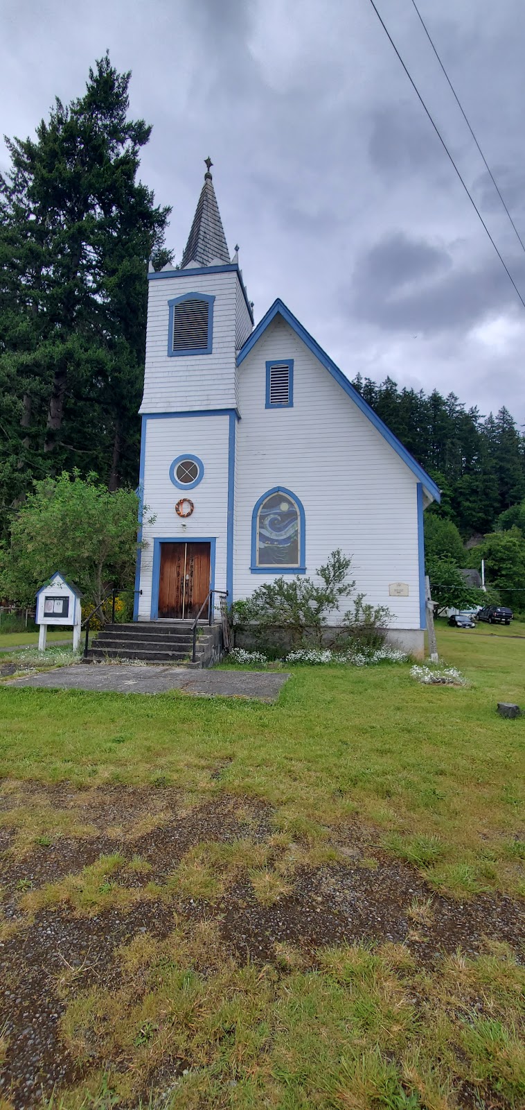 Nuyumbalees Cultural Centre | 34 Weway Rd, Quathiaski Cove, BC V0P 1N0, Canada | Phone: (250) 914-8762