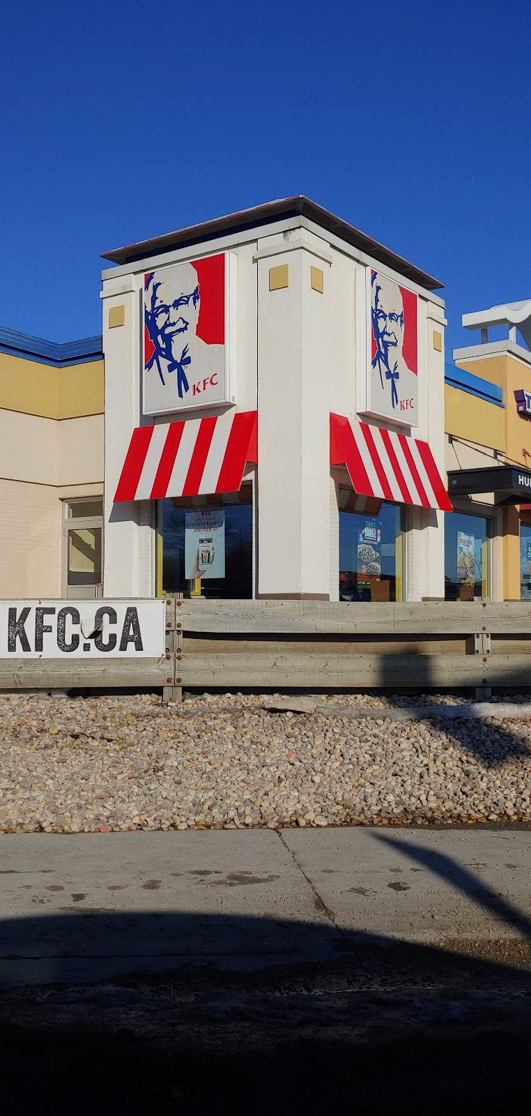 KFC | 1651 Regent Ave W, Winnipeg, MB R2C 4H9, Canada | Phone: (204) 987-8207