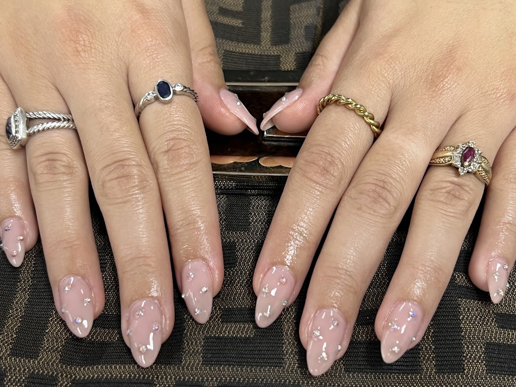 Ongles Ste Dorothée | 270 Blvd. Samson, Laval, QC H7X 2Y9, Canada | Phone: (450) 719-3389