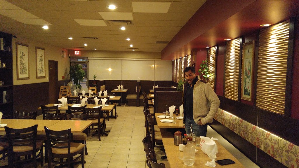 Federick Chinese Restaurant | 2515 Hurontario St, Unit 112, Mississauga, ON L5A 4C2, Canada | Phone: (905) 281-8199