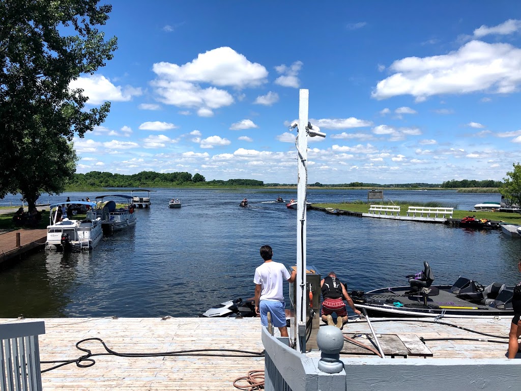 Kings marina | Chemin du Chenail, Québec H0M 1A1, Canada | Phone: (613) 575-2040