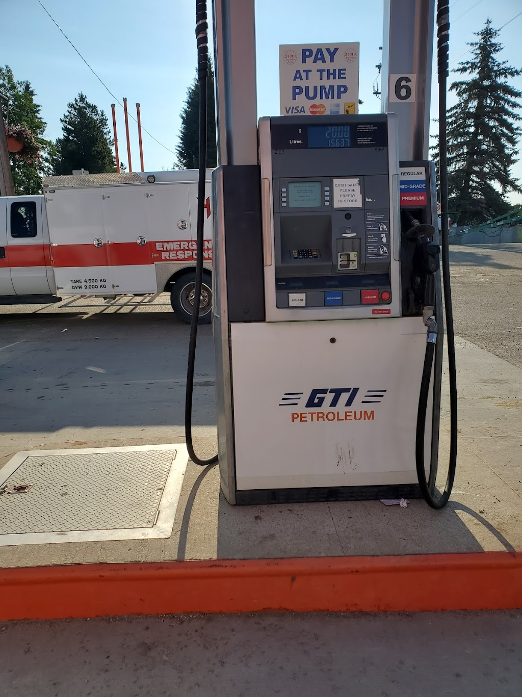 GTI Gas And Snack, Eckville | 5008 48 St, Eckville, AB T0M 0X0, Canada | Phone: (403) 746-3220