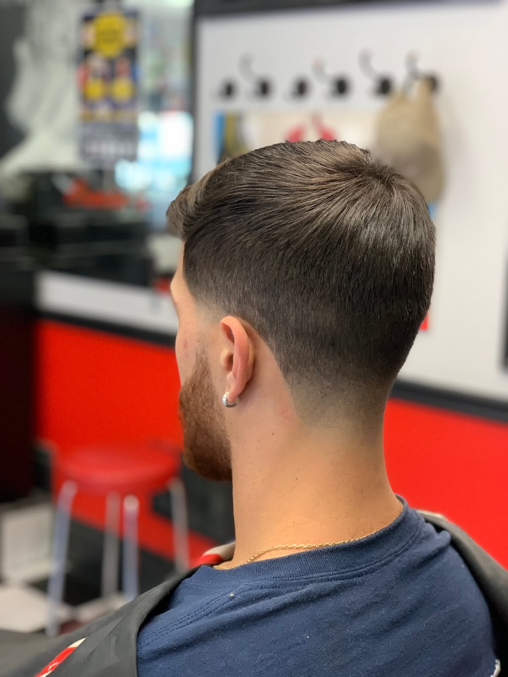 Ernies Barbershop | 1155 Davenport Rd, Toronto, ON M6H 2G4, Canada | Phone: (416) 656-1012