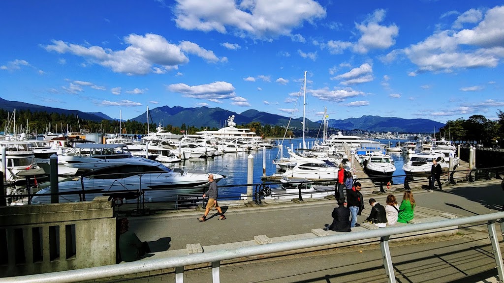 Coal Harbour Park | 323 Jervis St, Vancouver, BC V6C 3P8, Canada | Phone: (604) 718-8222