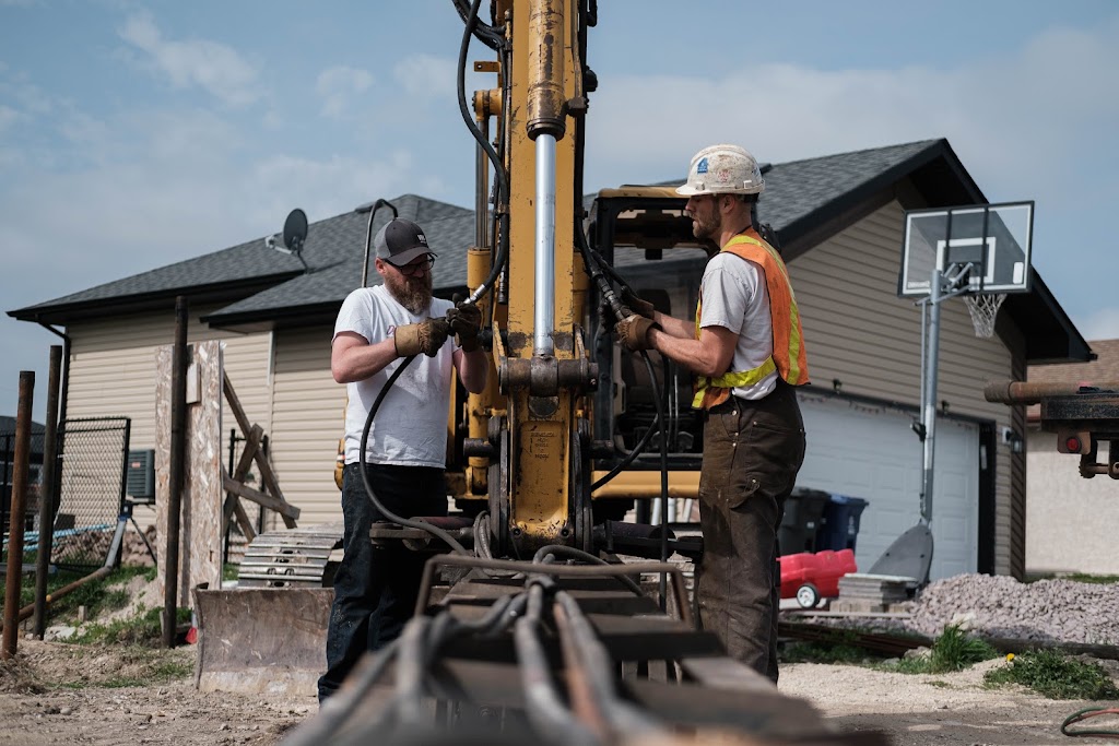 Daco Piling | 65 1 Ave N, Niverville, MB R0A 0A1, Canada | Phone: (204) 392-5122