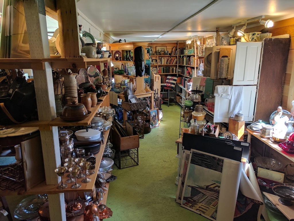 The Green Barn Antiques | 5469 Nova Scotia Trunk 1, Annapolis Royal, NS B0S 1A0, Canada | Phone: (902) 532-3066