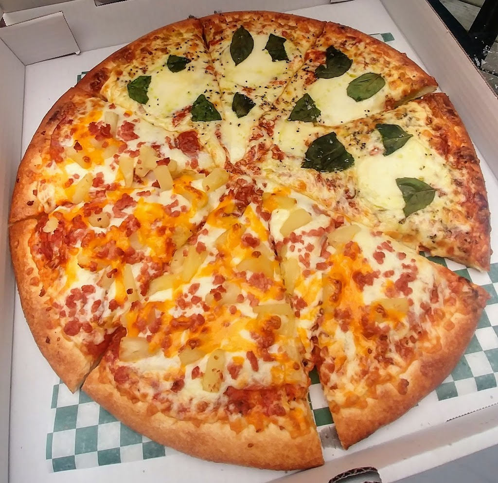 Pizzaholic | 3109 Palliser Dr SW, Calgary, AB T2V 4W5, Canada | Phone: (403) 457-8884