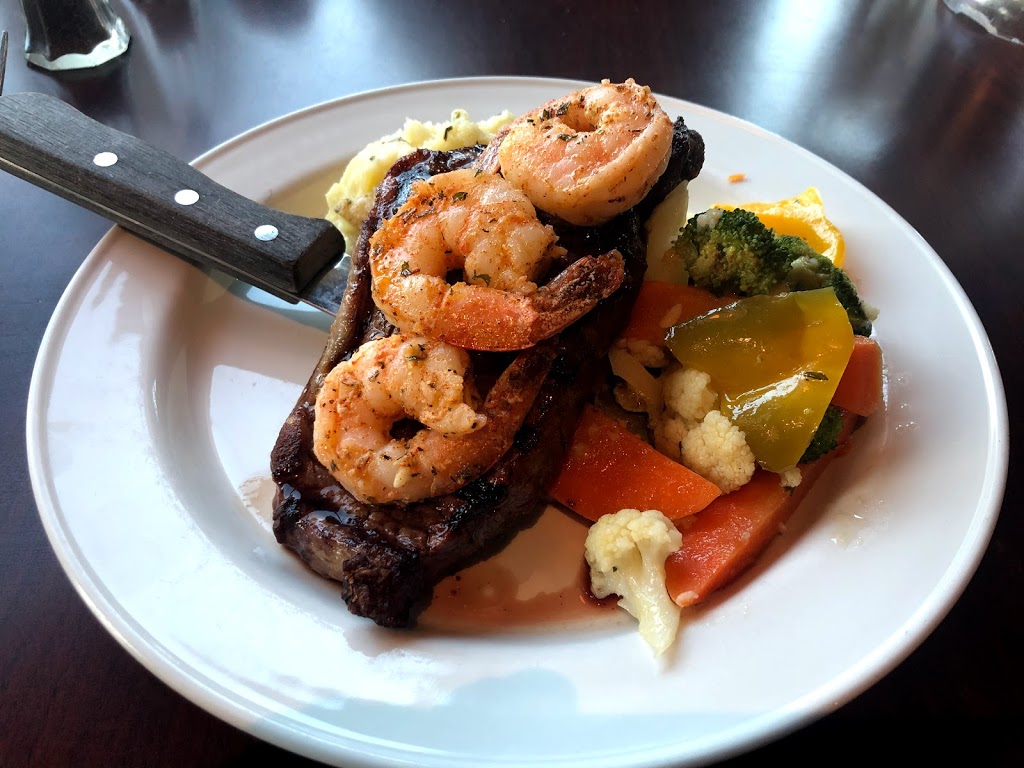 Bogeys Grillhouse | 4 Windward Dr, Grimsby, ON L3M 4E8, Canada | Phone: (905) 309-2310