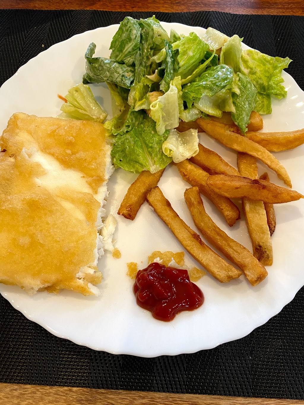 Halibut House Fish & Chips | 265 Edward St, Aurora, ON L4G 3M7, Canada | Phone: (905) 503-8881