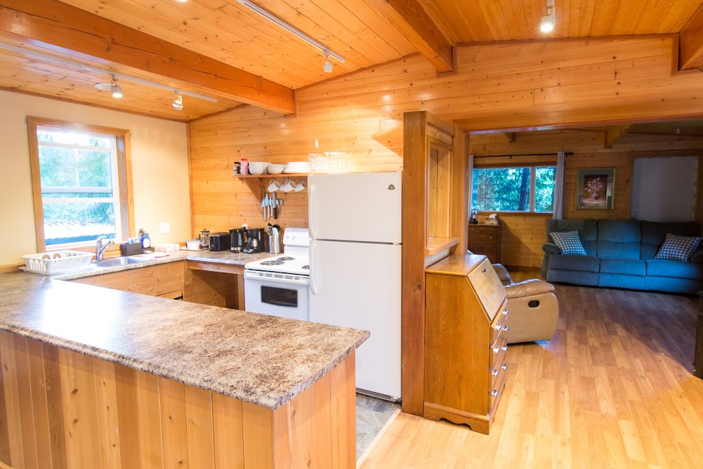 The Cabin at Marble Bay, Van Anda, BC | 1988 Marble Bay Rd, Van Anda, BC V0S 3K0, Canada | Phone: (250) 886-3723