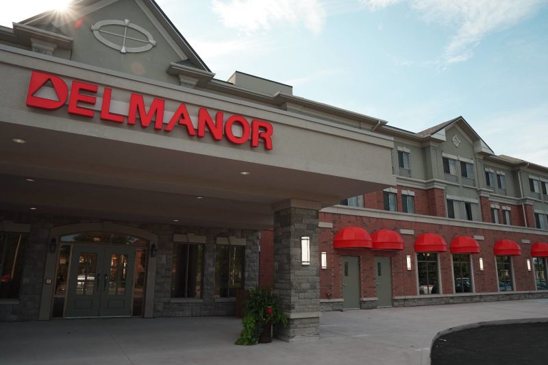 Delmanor Elgin Mills | 80 Elgin Mills Rd E, Richmond Hill, ON L4C 0L3, Canada | Phone: (905) 770-7963