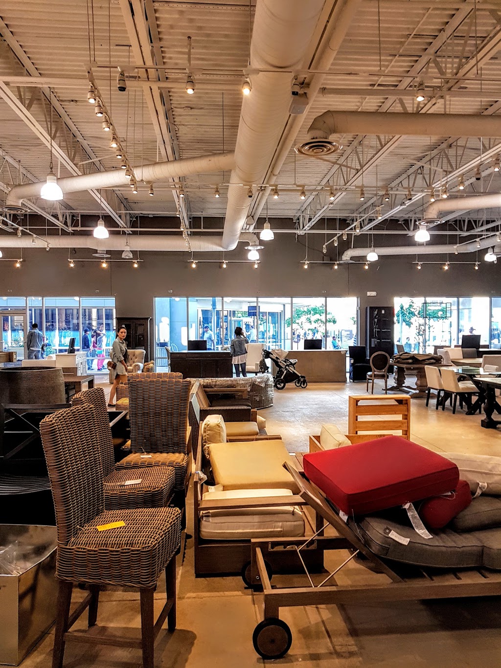 Restoration Hardware Outlet | 13850 Steeles Ave Suite 606, Halton Hills, ON L7G 0J1, Canada | Phone: (905) 636-6669