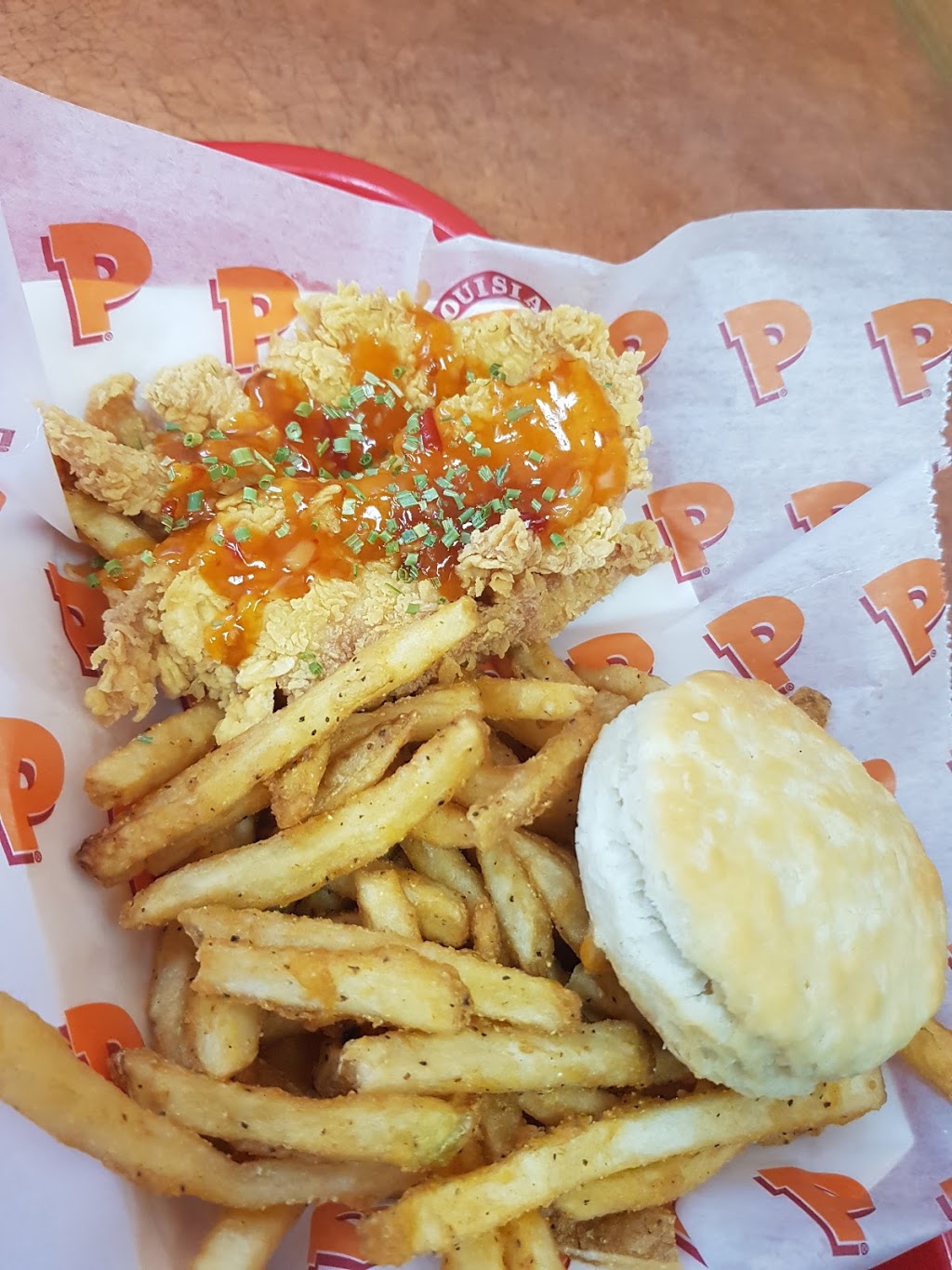 Popeyes | 2261 Islington Ave, Etobicoke, ON M9W 3W6, Canada | Phone: (416) 749-0500