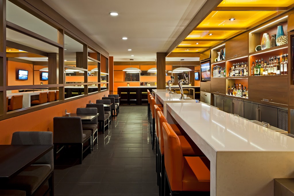 Quest Restaurant and Bar | 6750 Mississauga Rd, Mississauga, ON L5N 2L3, Canada | Phone: (905) 542-6741