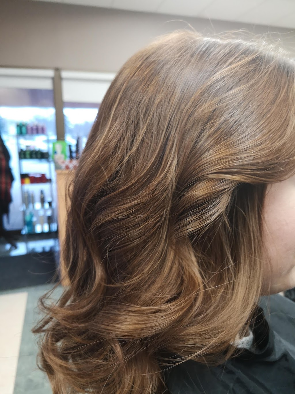 Campus Estates Hairstyling | 35 Harvard Rd, Guelph, ON N1G 3A2, Canada | Phone: (519) 823-2310