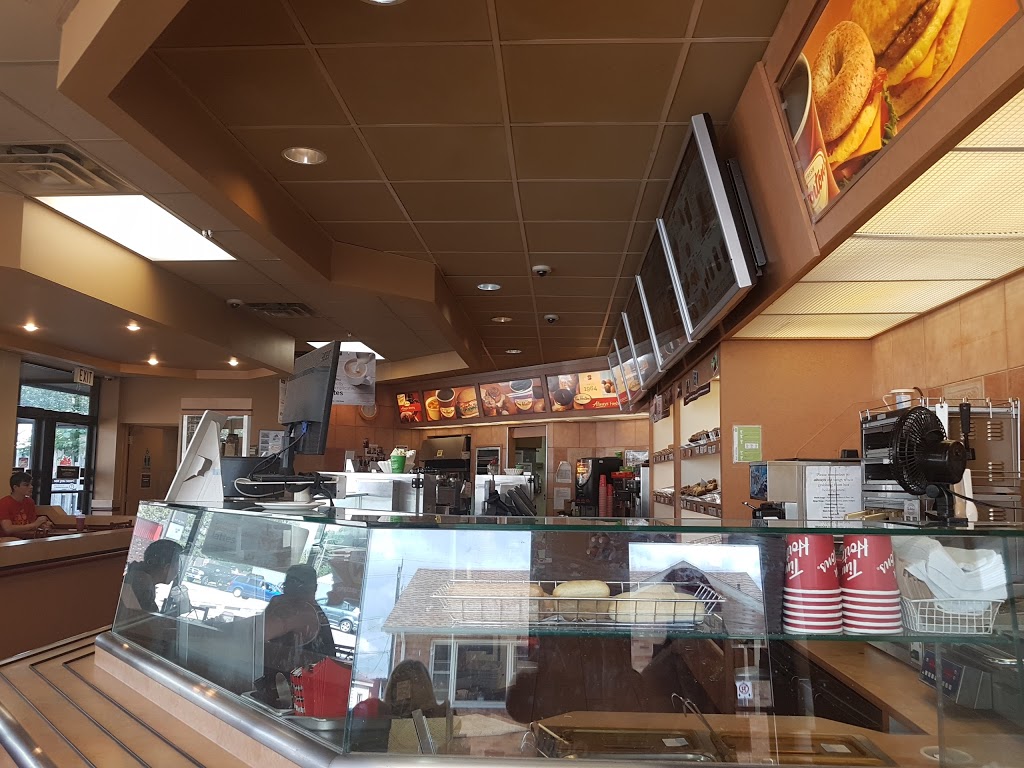 Tim Hortons | 250 Sandwich St S, Amherstburg, ON N9V 2A6, Canada | Phone: (519) 736-0220