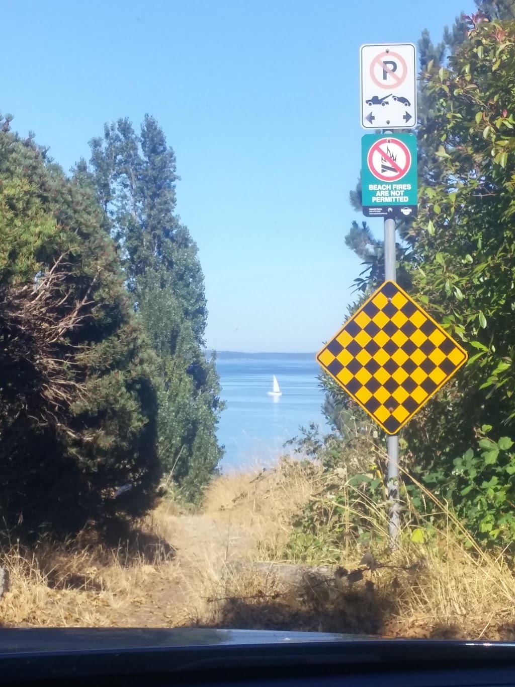 Gordon Head North Park | 3Y6, Gordon Head Rd, Victoria, BC V8N 3V1, Canada