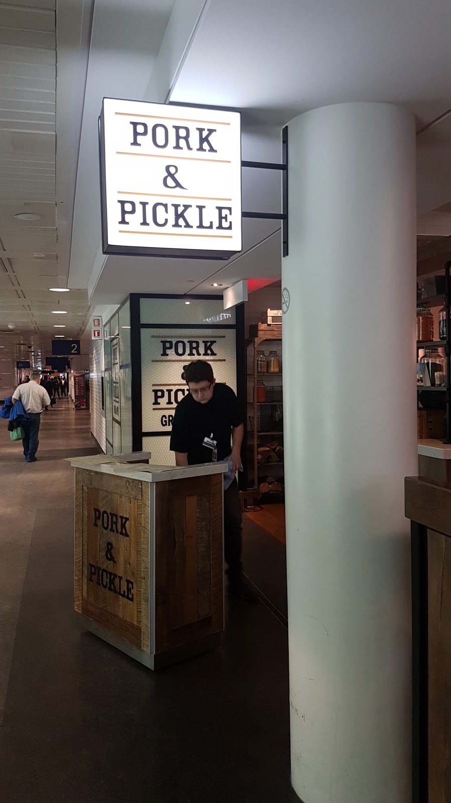 Pork & Pickle | Montréal-Pierre Elliott Trudeau International Airport (YUL), 975 boul. Roméo-Vachon N, Dorval, QC H4Y 1H1, Canada | Phone: (514) 633-9972