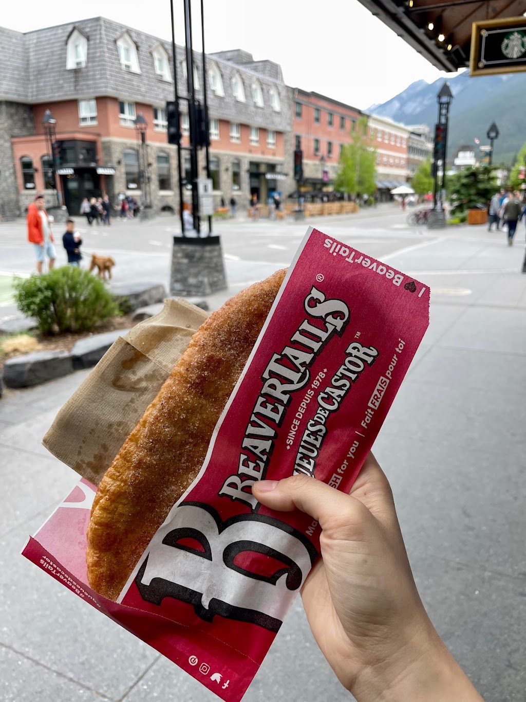 BeaverTails Banff (East) | 120 Banff Ave, Banff, AB T1L 1E7, Canada | Phone: (403) 985-0086