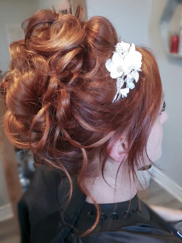 Jessica Harrington, Independent Freelance Hairstylist | 1233 Yankee Line, Ennismore, ON K0L 1T0, Canada | Phone: (705) 749-8433