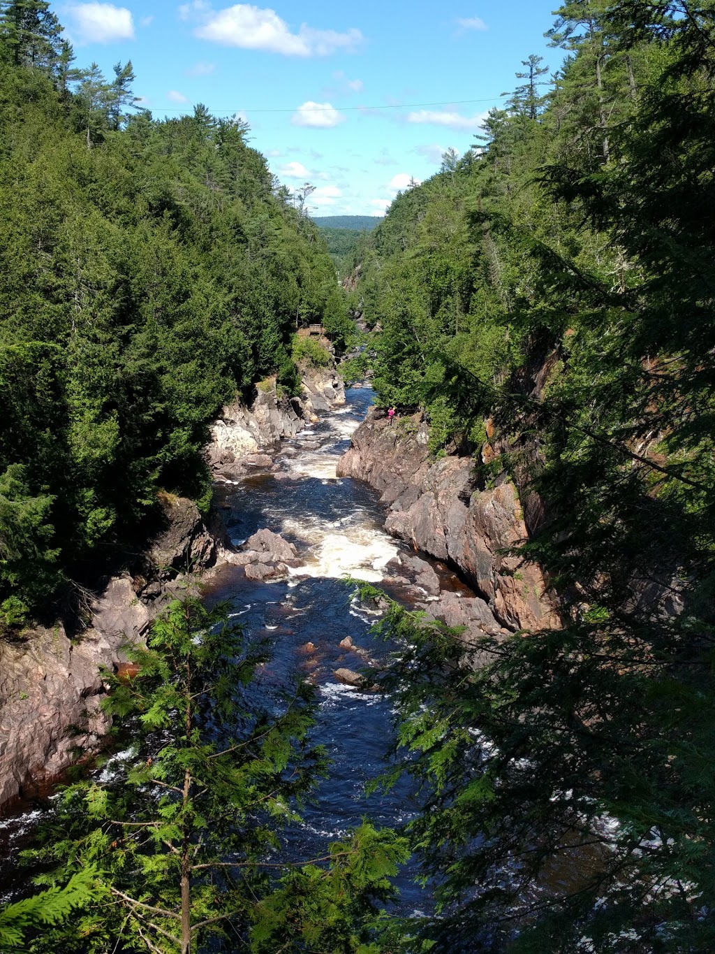 Parc des Chutes Coulonge Park | 100 Promenade Du-Parc-des-Chutes, Mansfield-et-Pontefract, QC J0X 1R0, Canada | Phone: (819) 683-2770