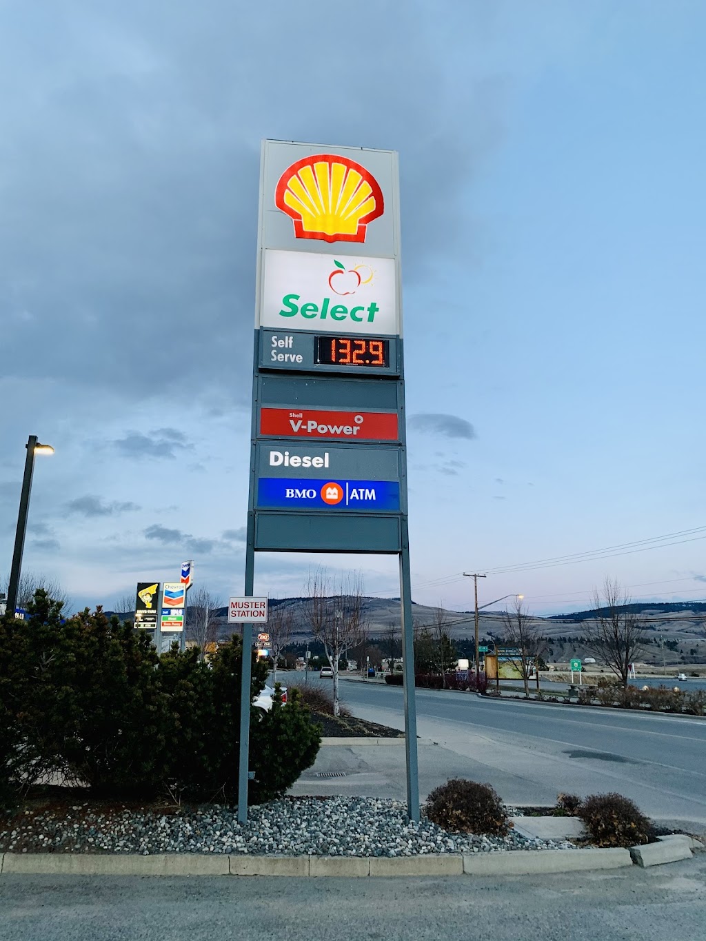 Shell | 3603 De Wolf Way, Merritt, BC V1K 1C4, Canada | Phone: (250) 378-4525