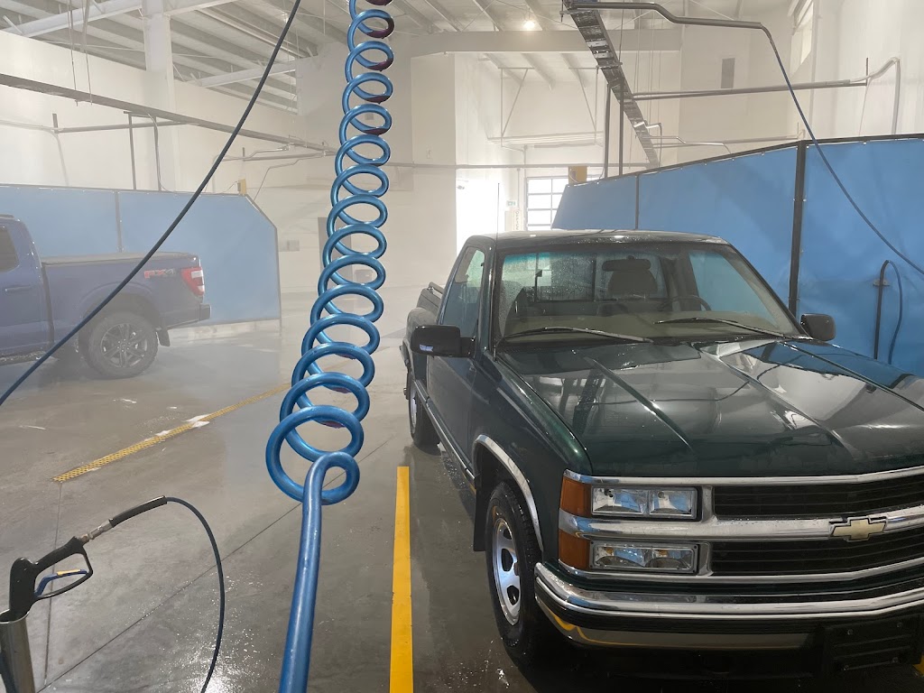 Sams Car & Truck Wash | 26 Griffin Industrial Point, Cochrane, AB T4C 0A2, Canada | Phone: (403) 466-7915