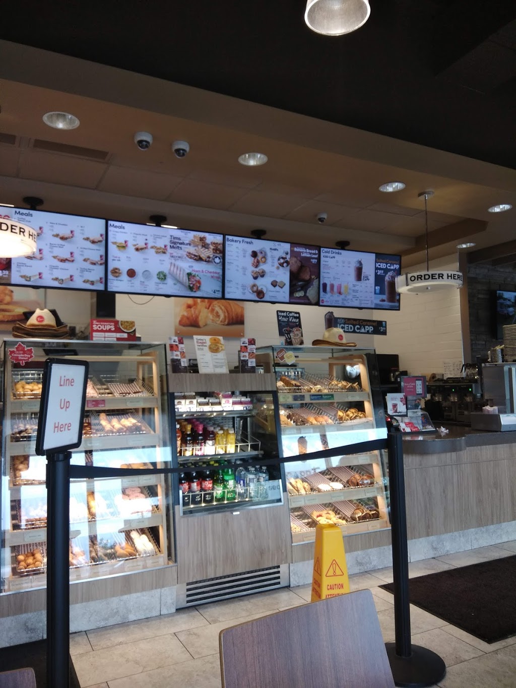 Tim Hortons | 2525 Woodview Dr SW, Calgary, AB T2W 4N4, Canada | Phone: (587) 356-8356