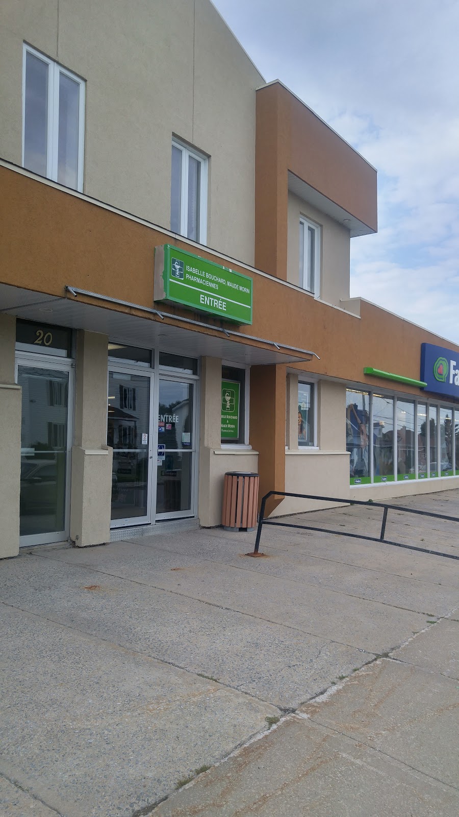 Clinique Medicale | 20 Rue St Basile, Métabetchouan-Lac-à-la-Croix, QC G8G 1S9, Canada | Phone: (418) 349-8933