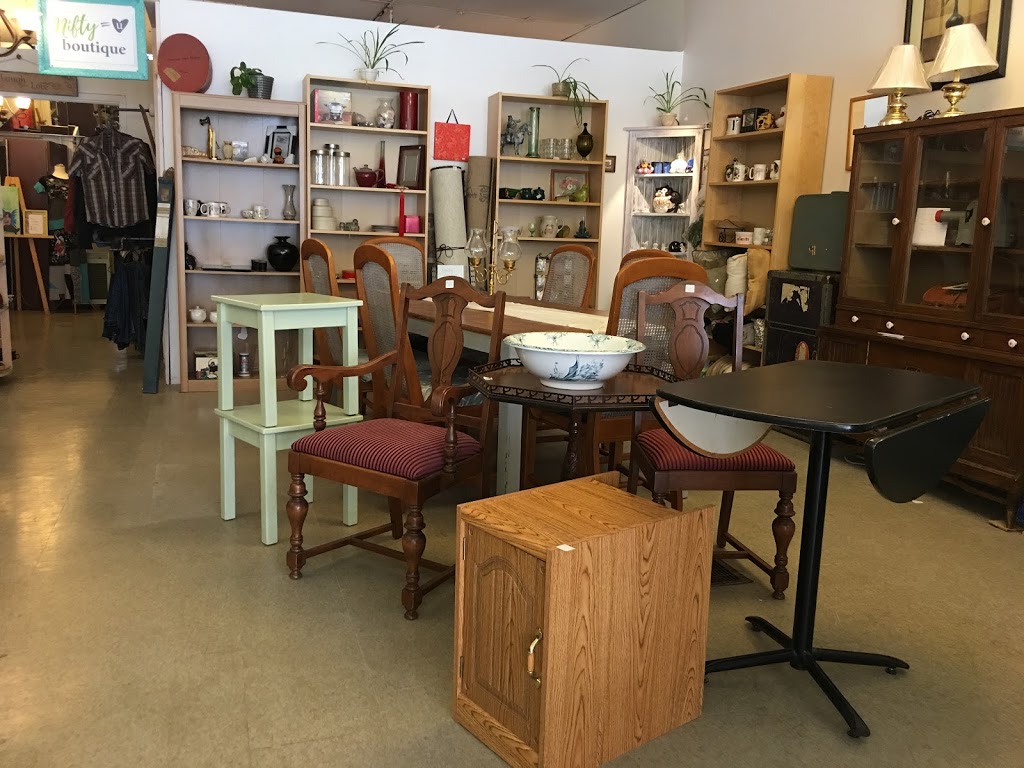 Nifty Thrifty Shop.ca | 7278 ON-26, Stayner, ON L0M 1S0, Canada | Phone: (705) 517-0414