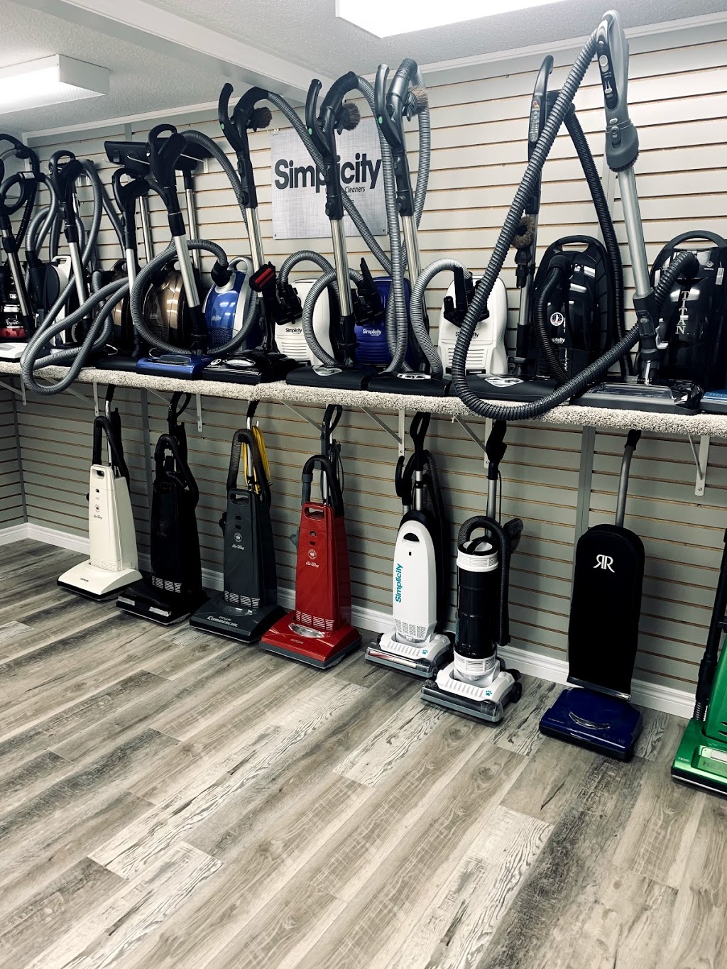 Guys Vac Shop | 32 Charing Cross St, Brantford, ON N3R 2H2, Canada | Phone: (519) 752-2828