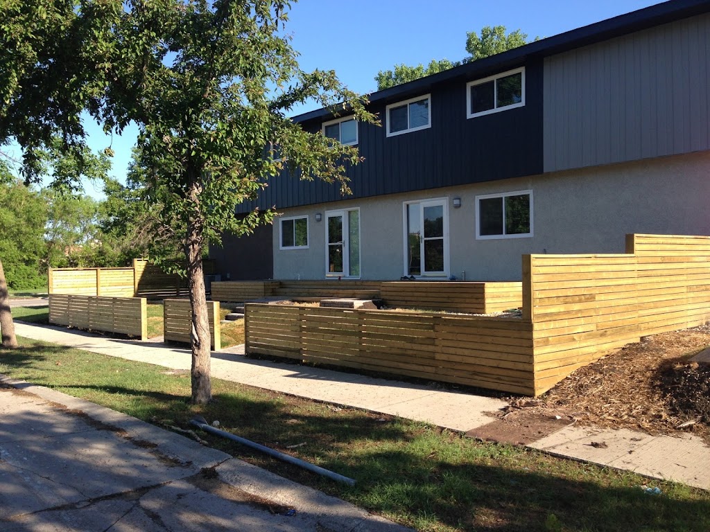 204 Fences.ca | 7349 Wilkes Ave, Headingley, MB R4H 1B8, Canada | Phone: (204) 808-9872