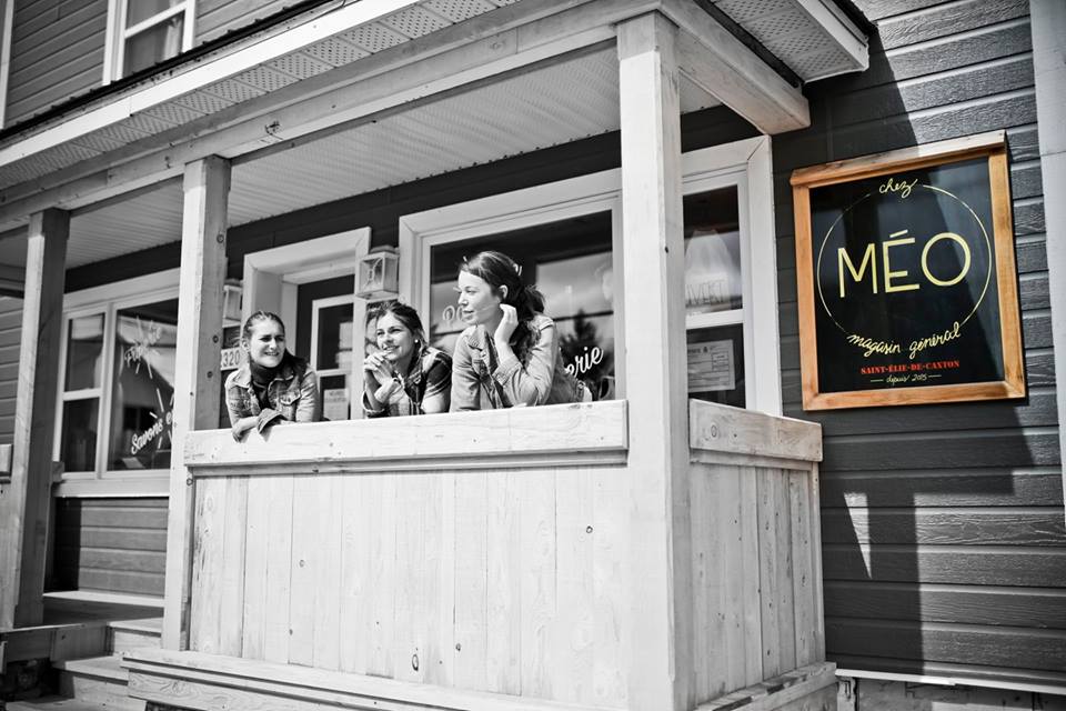 Chez Meo, General Store | 2320 Ave Principale, Saint-Élie-de-Caxton, QC G0X 2N0, Canada | Phone: (819) 221-3320