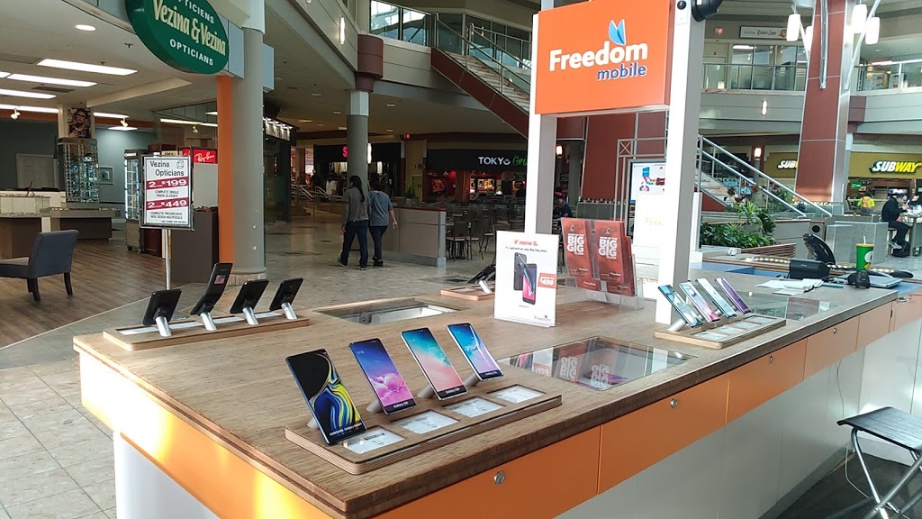 Freedom Mobile | Gloucester City Centre, 1980 Ogilvie Rd, Gloucester, ON K1J 9L3, Canada | Phone: (613) 482-8093