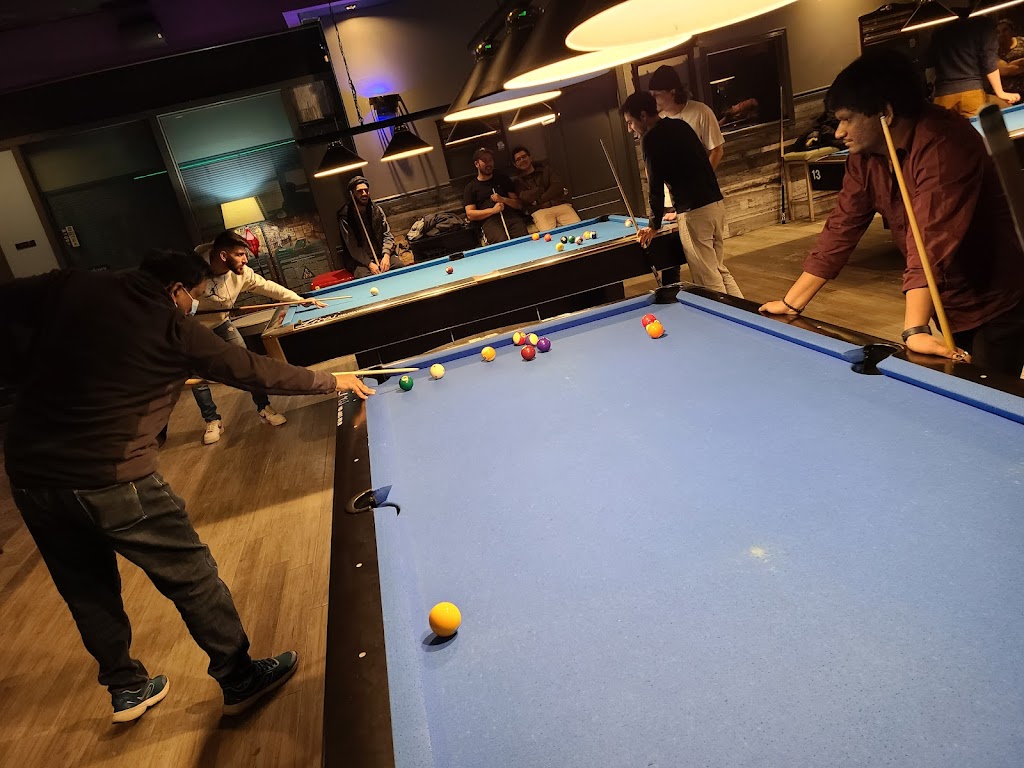 V.I.P. Pool & Bar Snooker Club | 301 Ellesmere Rd, Scarborough, ON M1R 4E4, Canada | Phone: (416) 720-0001