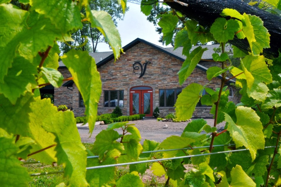 Spring Lake Winery | 7373 Rochester Rd, Lockport, NY 14094, USA | Phone: (716) 439-5253