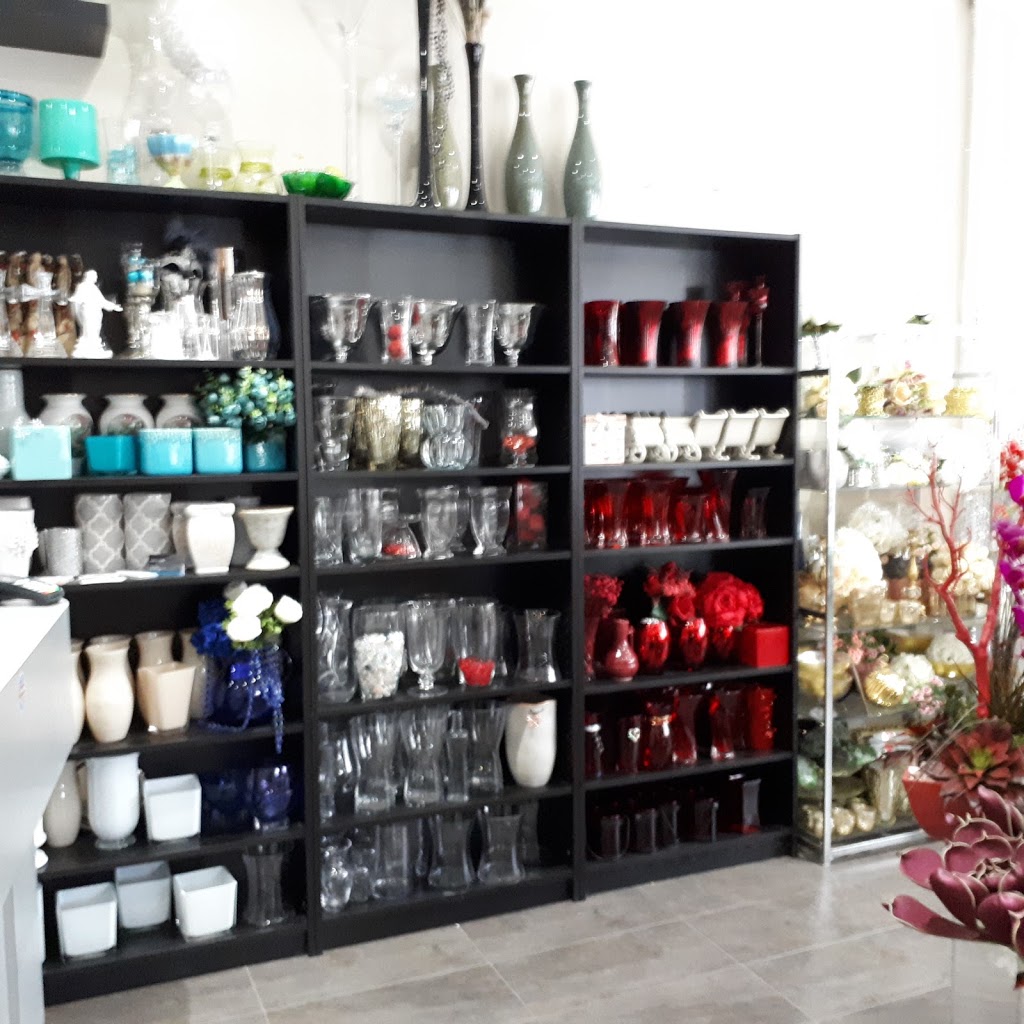 Evolution Flowers and Gifts | 2555 Eglinton Ave W, York, ON M6M 1T3, Canada | Phone: (647) 748-2626