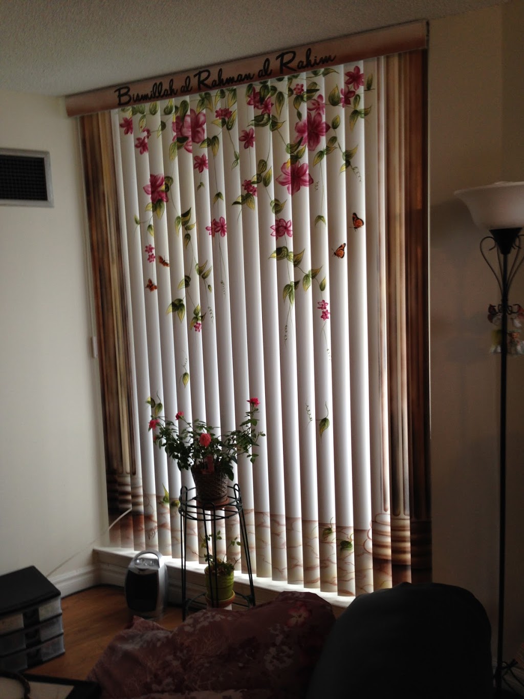 Universal Window Decor | 101 Cimmaron St, Markham, ON L3S 2G5, Canada | Phone: (416) 895-4859