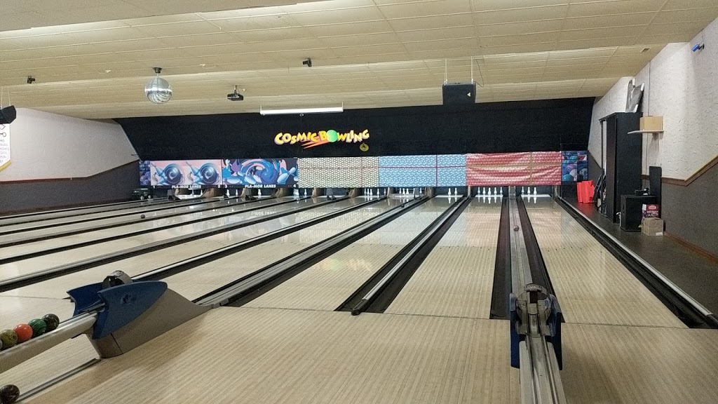 Pla-Mor Bowling Lanes | 106 Main St, St. Catharines, ON L2N 4V4, Canada | Phone: (905) 935-6711