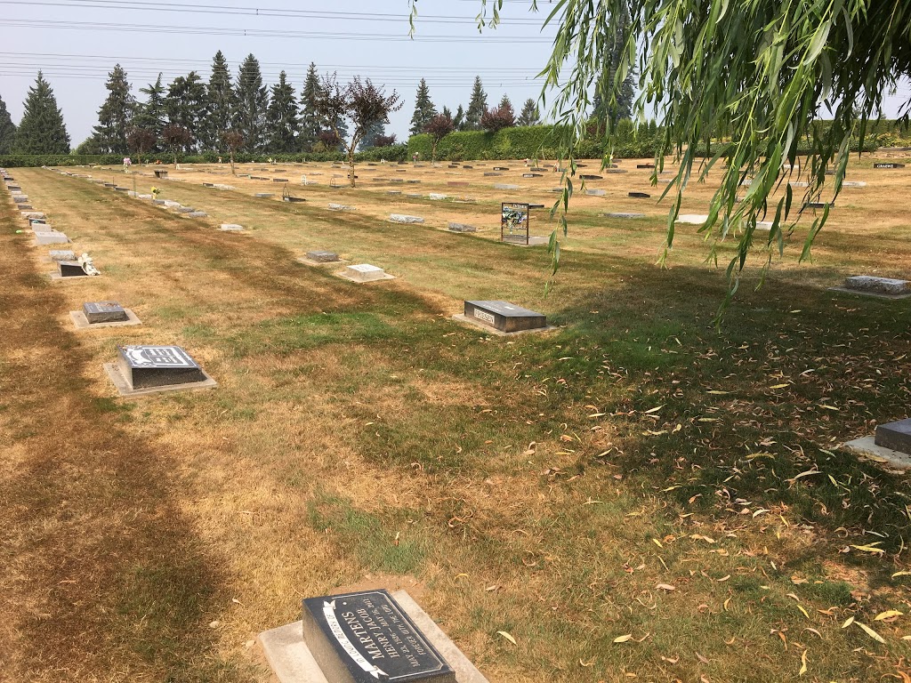 Mennonite Cemetery | 5Z5​, 33965 Maclure Rd, Abbotsford, BC V2S 7W3, Canada | Phone: (604) 226-7772