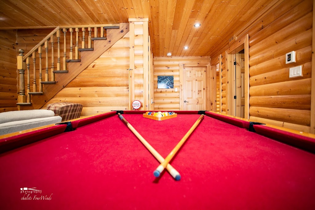 Chalet Kanata | 143 Pavillon-Kanata, Amherst, QC J0T 2L0, Canada | Phone: (438) 990-1077