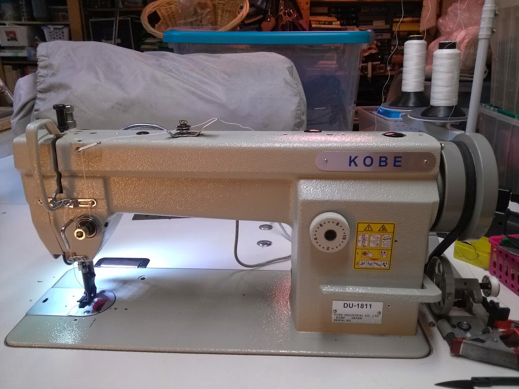 Moe Sews Niagaras Custom Canvas | 6720 Russell St, Niagara Falls, ON L2J 1R1, Canada | Phone: (905) 341-3380