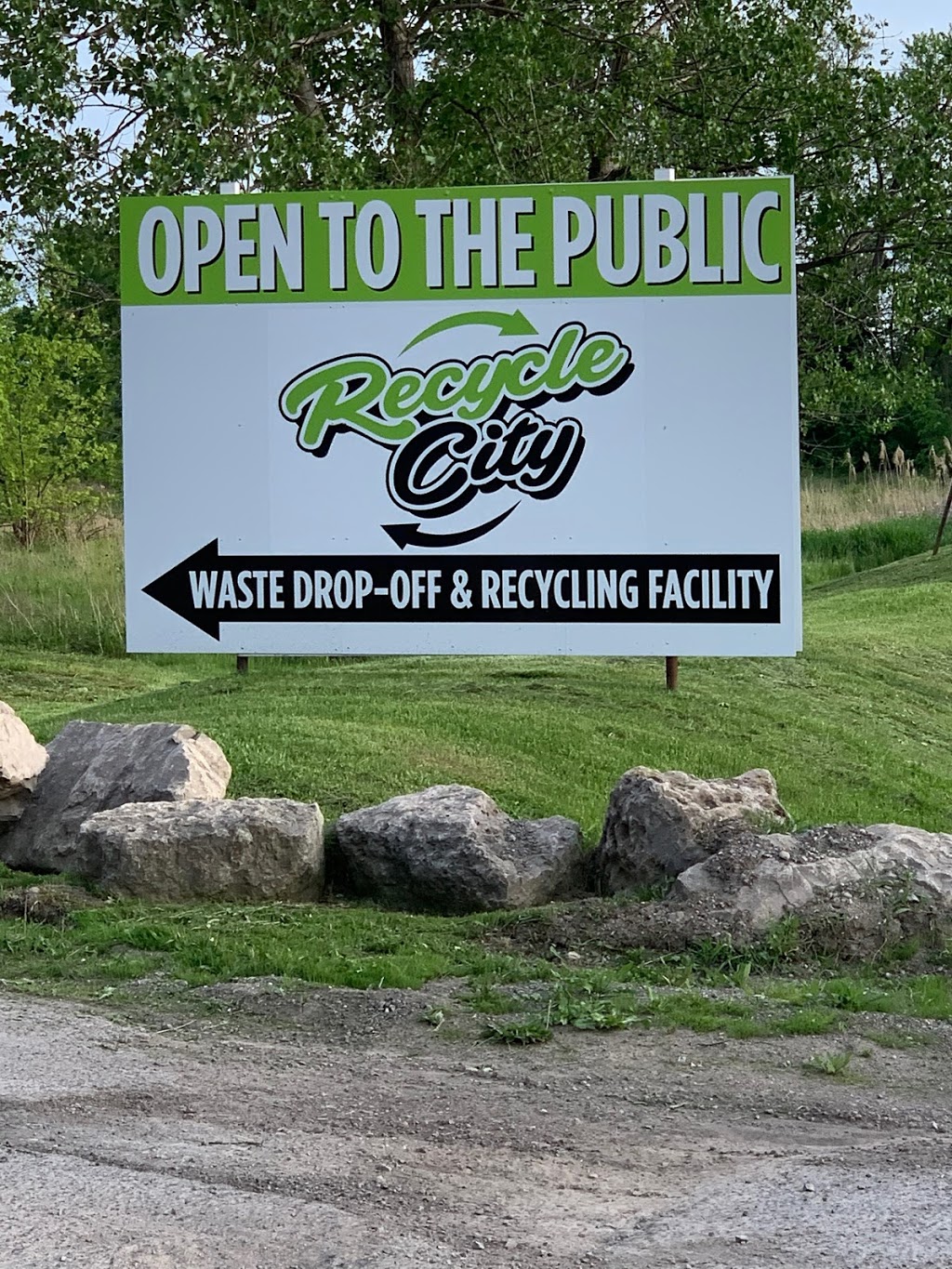 Recycle City | 899 Nebo Rd, Hannon, ON L0R 1P0, Canada | Phone: (905) 777-3867