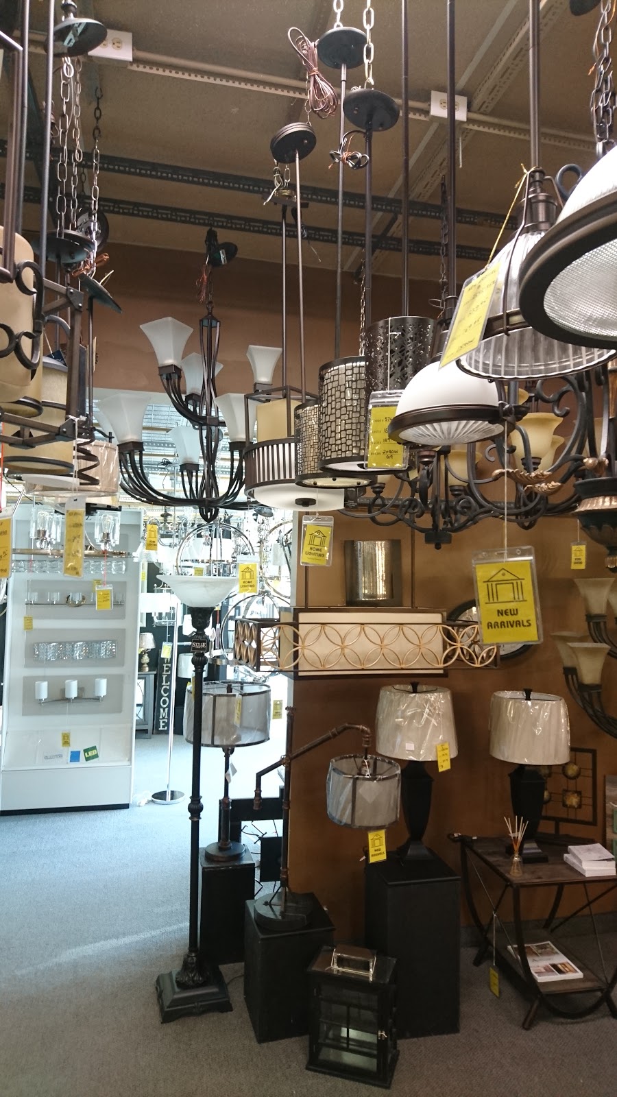 Home Lighting Factory Outlet | 2279 Fairview St, Burlington, ON L7R 2E3, Canada | Phone: (905) 634-9953