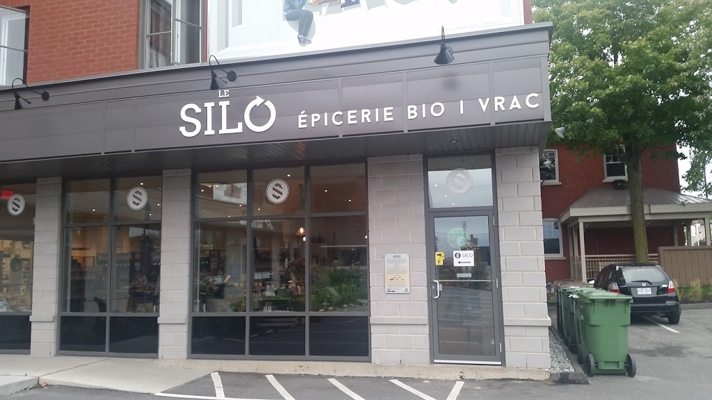 Le Silo Épicerie Bio-Vrac | 385 Rue King Est, 4756 Boul Bourque, Sherbrooke, QC J1G 1B4, Canada | Phone: (819) 791-9776