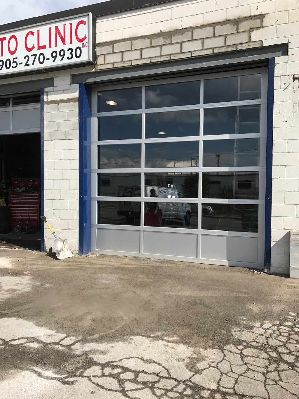 Garage Door Expert | 190 Britannia Rd E Unit 8, Mississauga, ON L4Z 1W6, Canada | Phone: (647) 239-1502