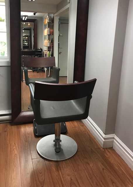 Salon De Coiffure Ras Coiffeur | 970 Rue Valiquette, Sainte-Adèle, QC J8B 2M3, Canada | Phone: (450) 229-2681