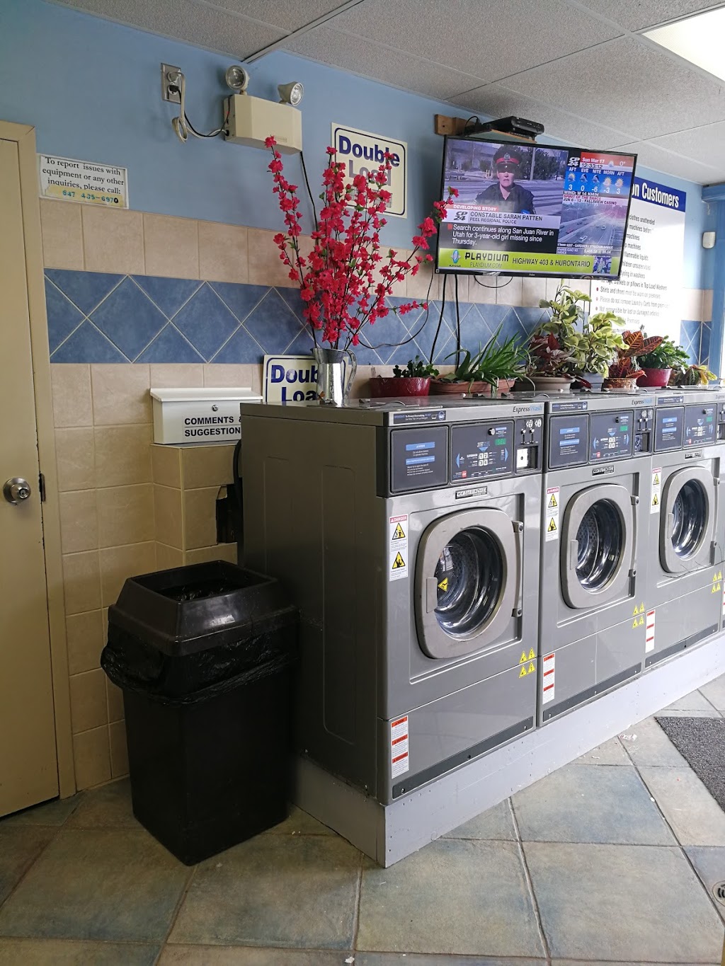 Brunos Laundromat | 314 Oakwood Ave, York, ON M6E 2V7, Canada | Phone: (647) 435-6970